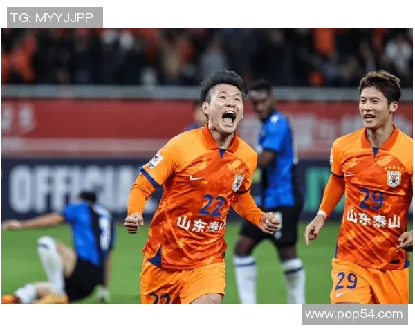 山东泰山全力迎战上海海港力争三分，激情对决燃起新赛季希望