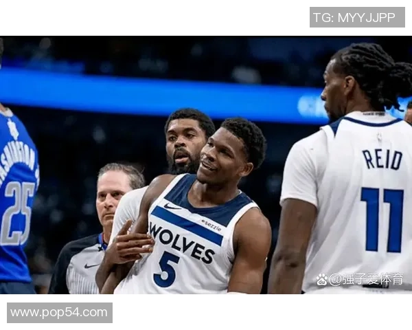 森林狼迎战独行侠 激烈对决展现新赛季强队风采