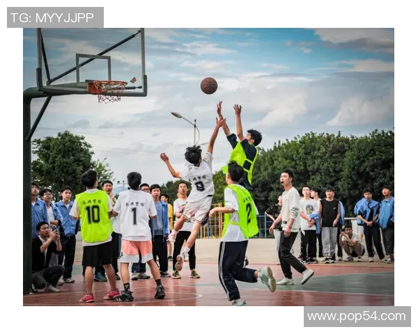 激情燃烧的赛场见证青春力量奋勇拼搏谱写荣耀篇章